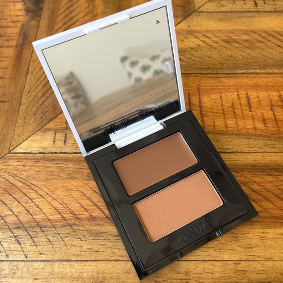 GXVE BY GWEN STEFANI Pick It Up Cream Contour & Powder Bronzer Duo in Smokin' - Picture 4 of 7